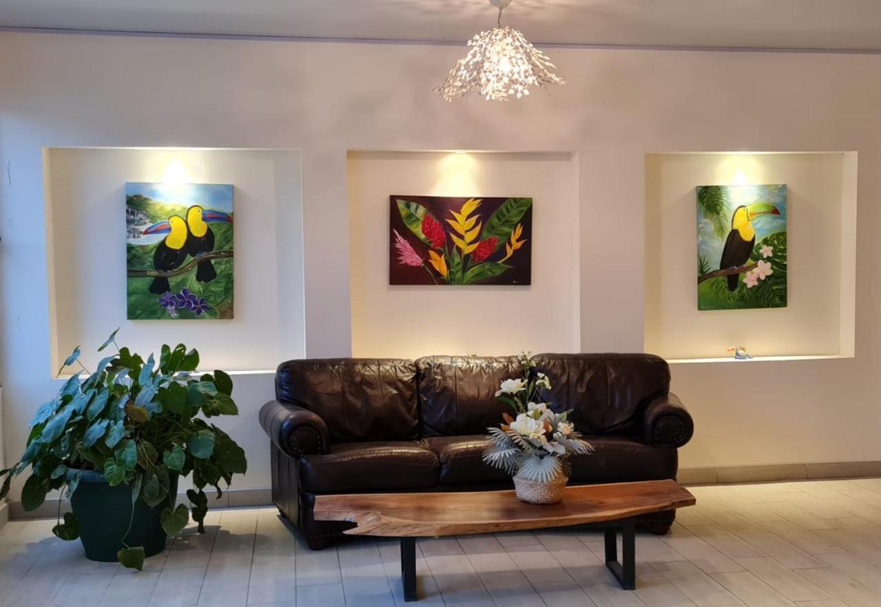 Lop Inn San Jose Aeropuerto - Costa Rica Ciudad Cariari Экстерьер фото