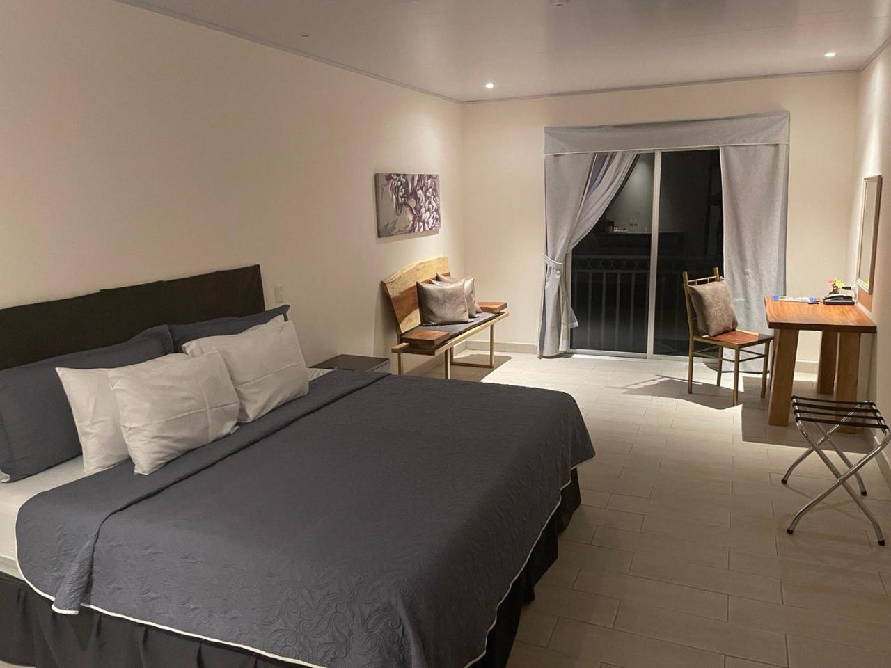 Lop Inn San Jose Aeropuerto - Costa Rica Ciudad Cariari Экстерьер фото